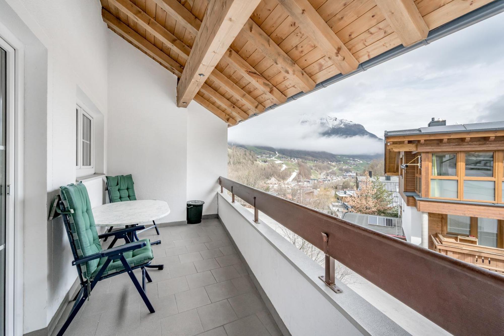 Apartment Appartmenthaus Dekupi's Solden